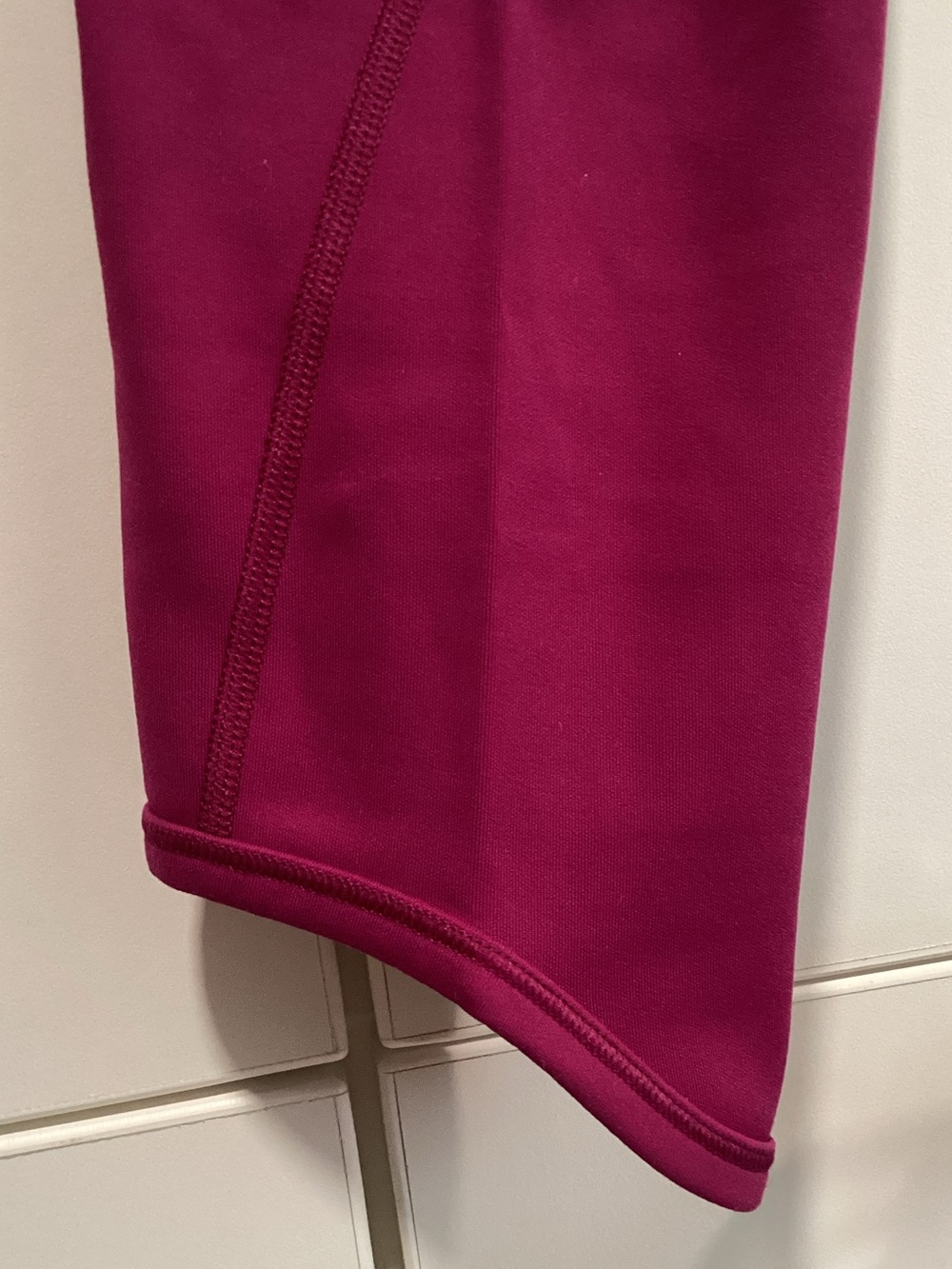 Women Athleta Capri Leggings - Magenta / Raspberry - Picture 4 of 7